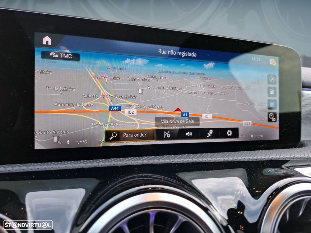 Mercedes-Benz A 250 e AMG Line - 25