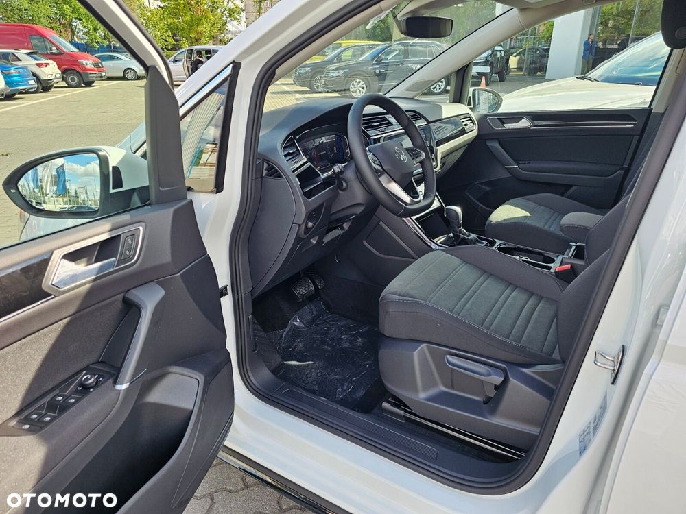 Volkswagen Touran 1.5 TSI EVO Highline DSG - 10