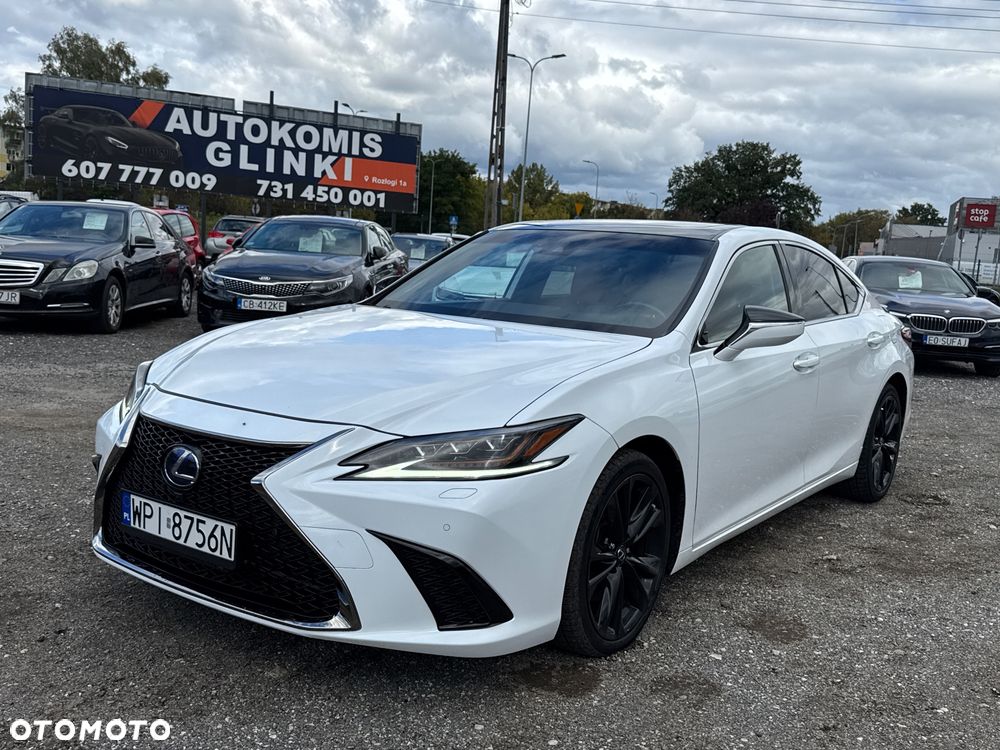 Lexus ES 300h F Sport - 39