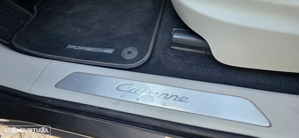 Porsche Cayenne E-Hybrid - 36