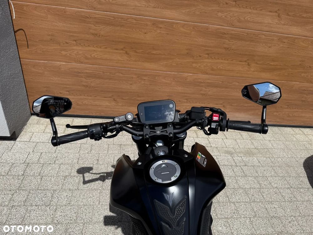 Yamaha MT - 6