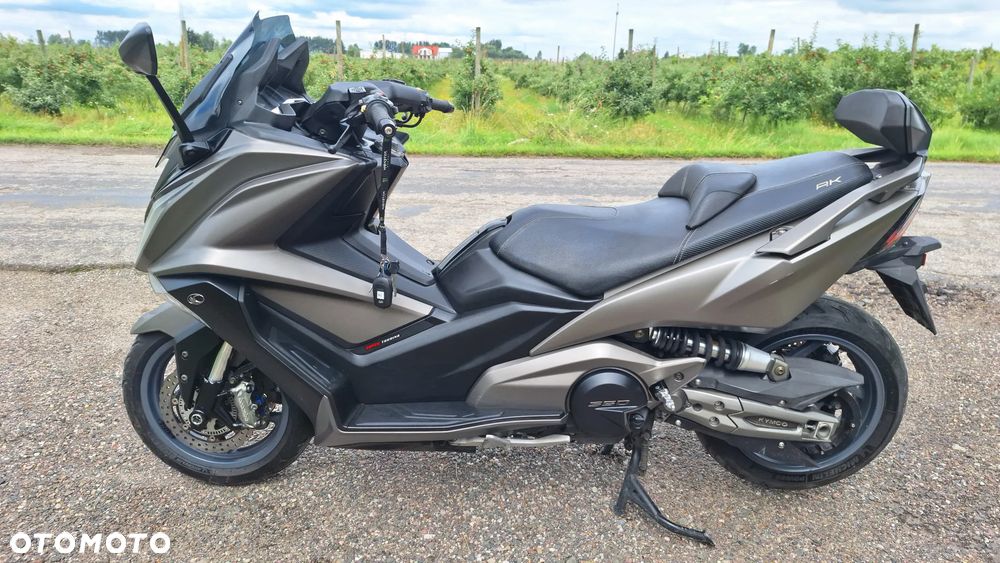 Kymco AK 550 - 9