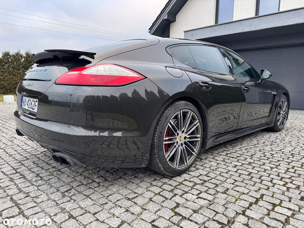 Porsche Panamera - 3