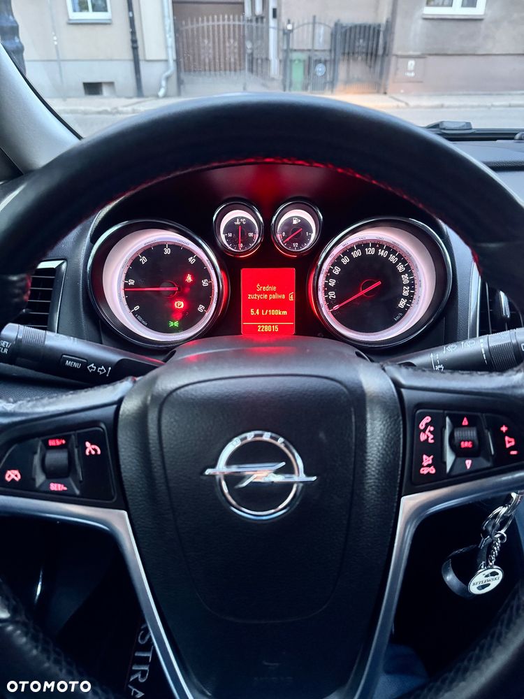 Opel Astra 1.7 CDTI Cosmo - 17