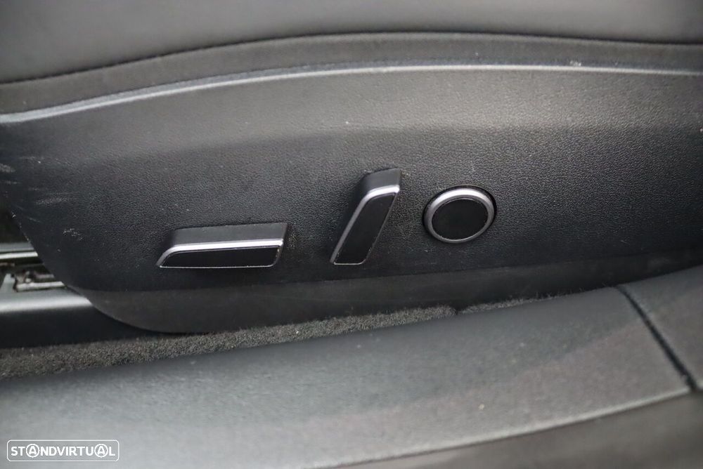 Tesla Model 3 Long Range Tração Traseira - 17