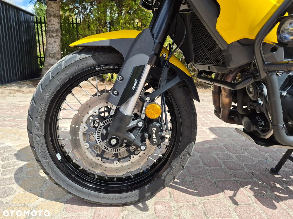 Benelli TRK 502 - 13