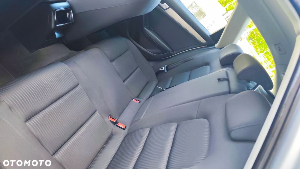 Audi A4 Avant 2.0 TFSI S line Sportpaket (plus) - 24