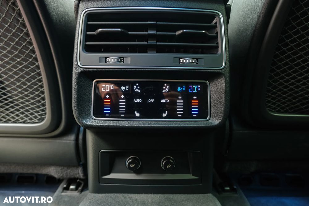 Audi Q8 55 TFSI quattro Tiptronic MHEV - 29