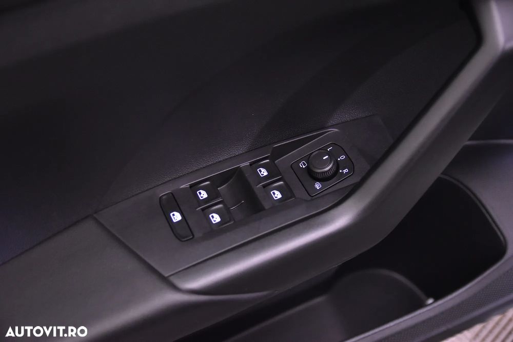 Volkswagen T-Cross - 14