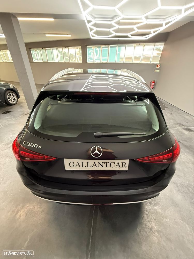 Mercedes-Benz C 300 e Avantgarde - 28