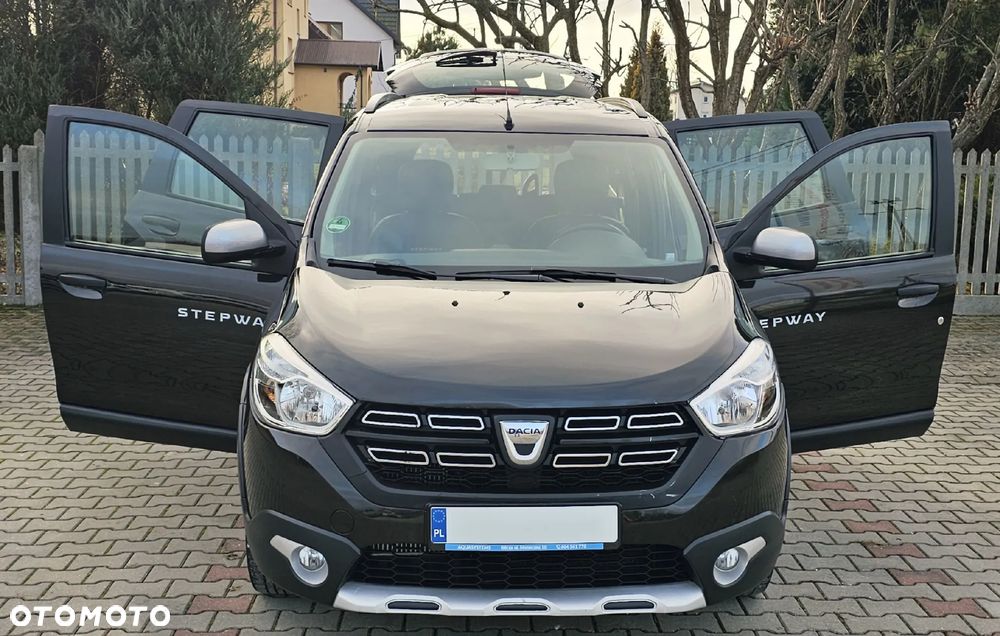 Dacia Lodgy TCe 115 Stepway - 13