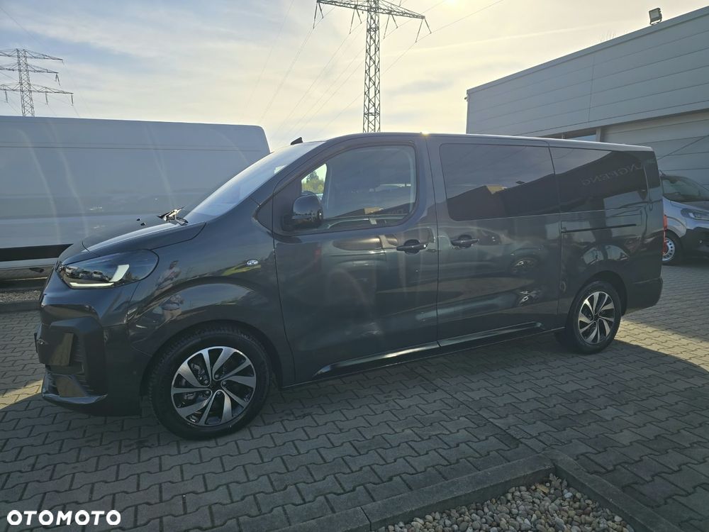 Fiat Ulysse 2.2 Business EAT8 - 4