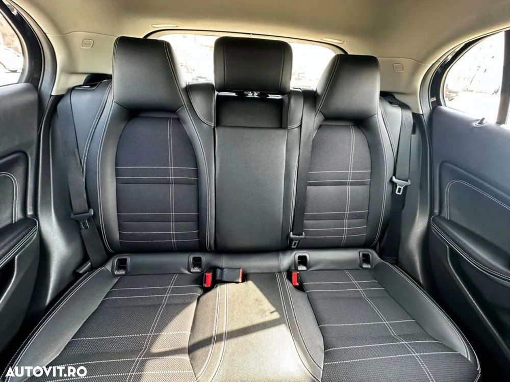 Mercedes-Benz GLA 220 d 4MATIC Aut. - 13