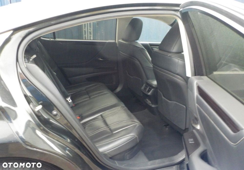 Lexus ES - 27