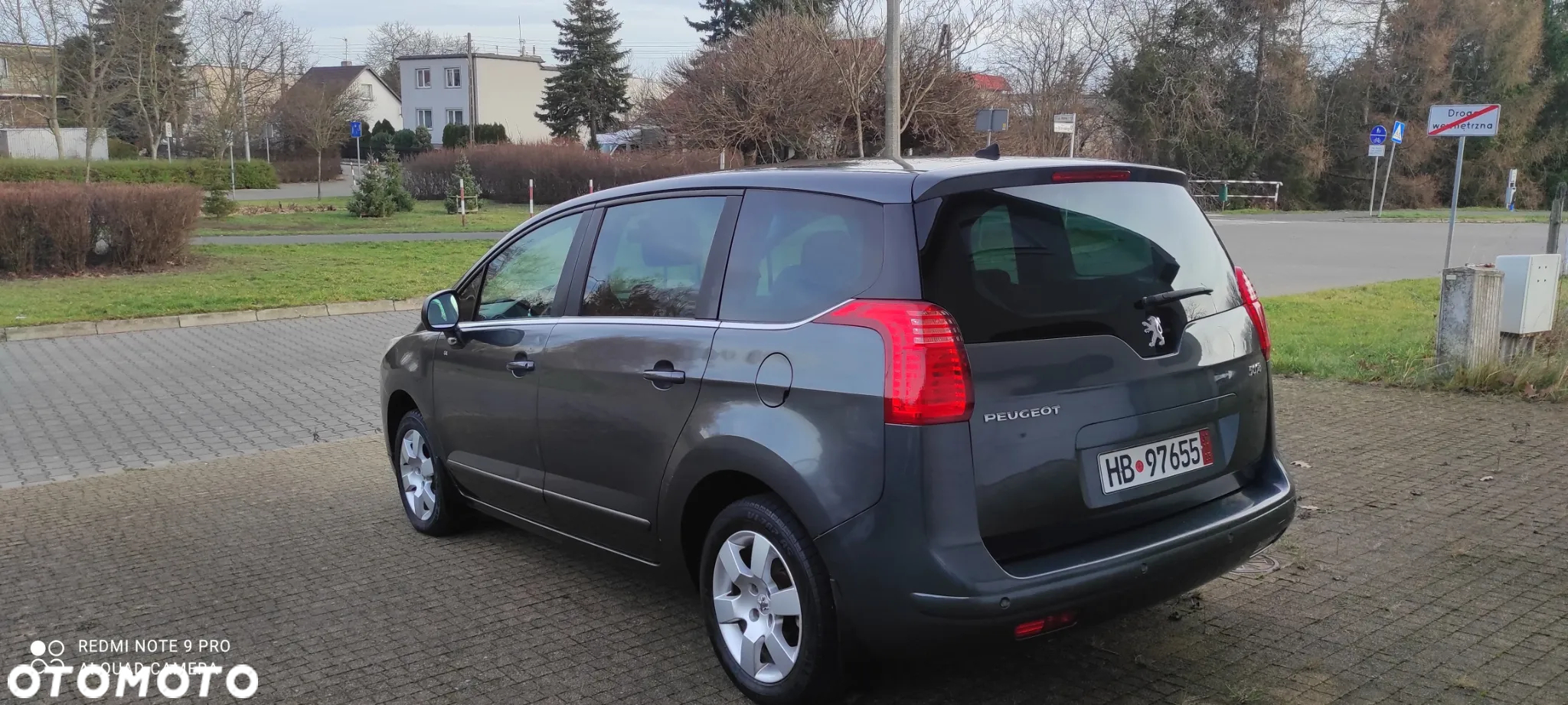 Peugeot 5008 HDI FAP 110 EGS6 Premium - 2