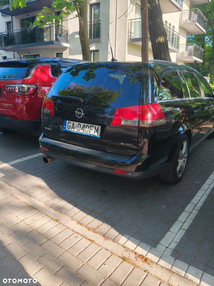 Opel Vectra 1.9 CDTI Cosmo - 3