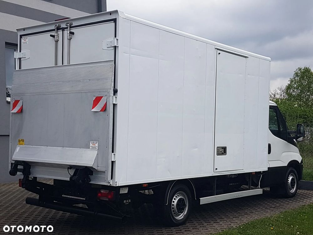 Iveco 35S15 WINDA 8EP KONTENER 4,22x2,11x2,14 DAILY KLIMA KRAJOWY 3,0 - 4