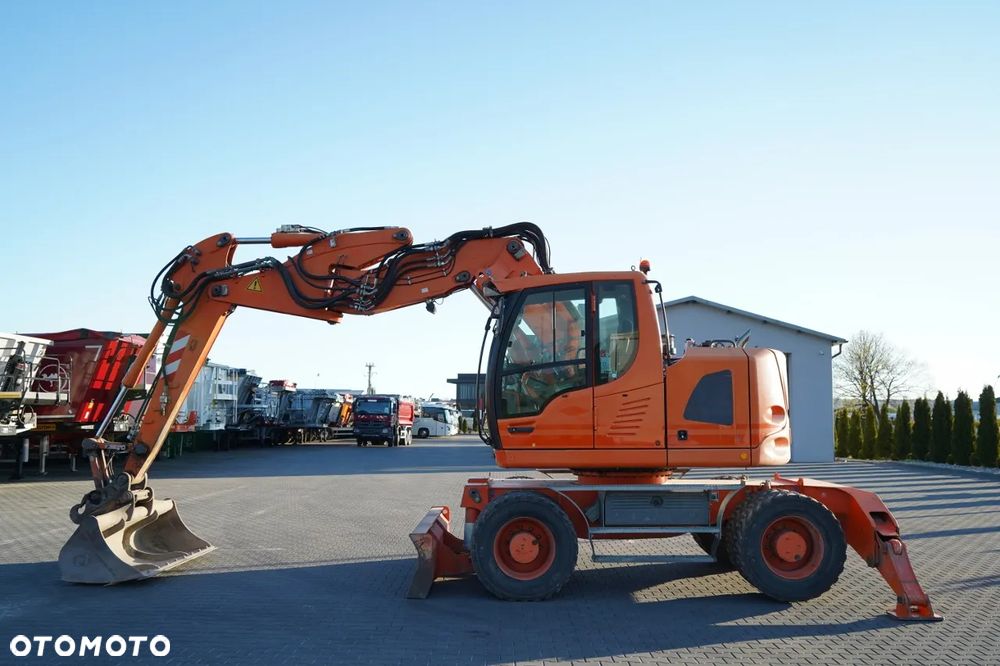 Liebherr A914 COMPACT / KOPARKA KOŁOWA / KOMPLET ŁYŻEK/ ORYGINALNY FABRYCZNY LAKIER / KLIMATYZACJA / KAMERY - 5