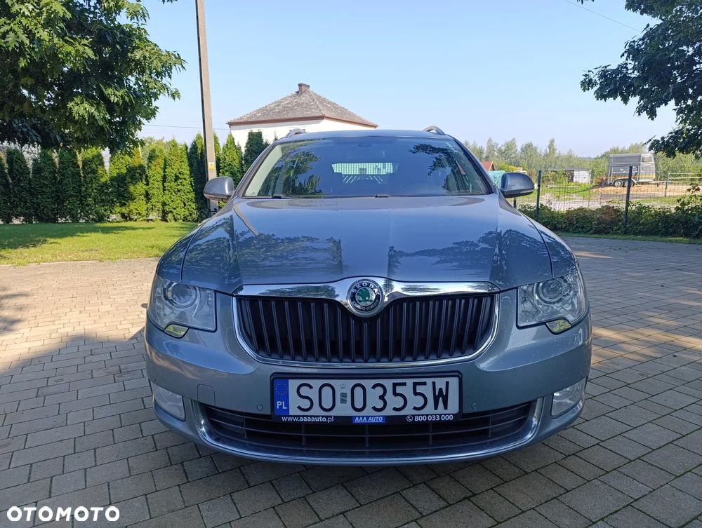 Skoda Superb 2.0 TDI Elegance DSG - 2