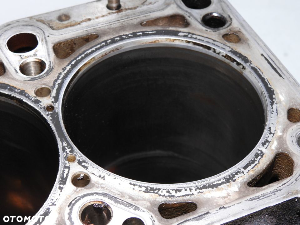 BLOK SILNIKA VW PASSAT B6 2.0 FSI BLR - 7