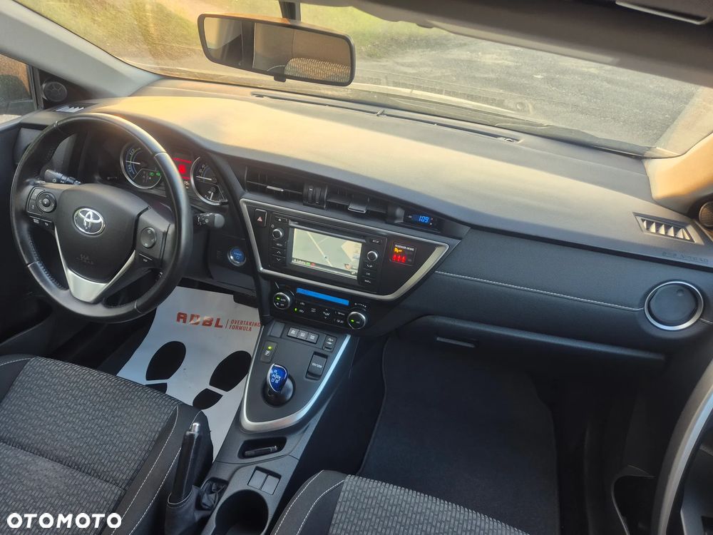 Toyota Auris 1.8 HSD Luna - 34