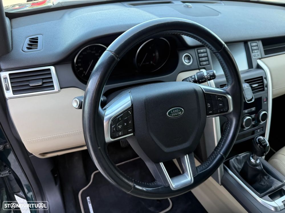 Land Rover Discovery Sport 2.0 TD4 HSE Luxury - 18
