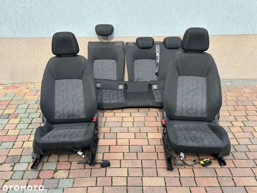 FOTELE KOMPLET OPEL ASTRA K V  europa