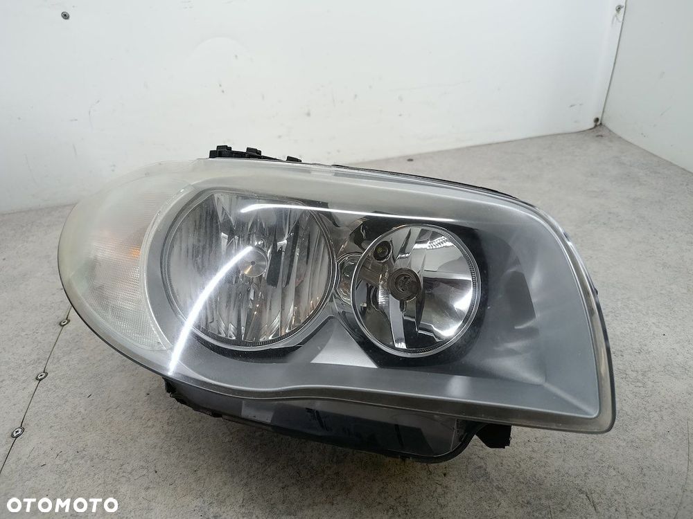 LAMPA PRZÓD PRAWA BMW 1 E87 6924488 89310941  VALEO - 2