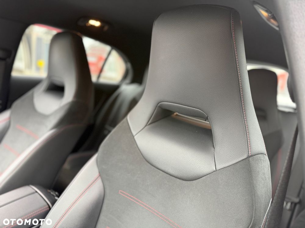 Mercedes-Benz Klasa A 200 d 8G-DCT AMG Line - 26