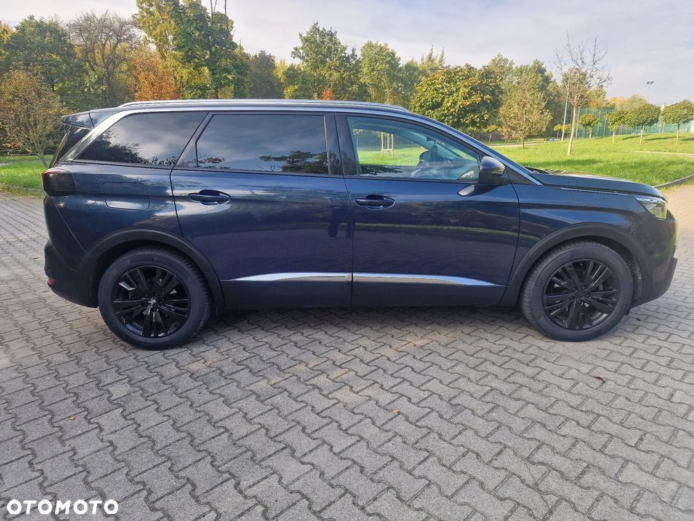 Peugeot 5008 2018 photo 3