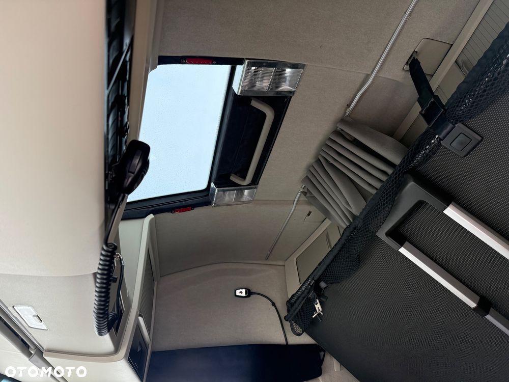 Volvo FH 500 / 3 OSIE / PUSHER / PODNOSZONA OŚ / RETARDER / Z FRANCJI / STAN BDB / / / - 30