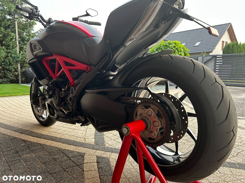 Ducati Diavel - 12
