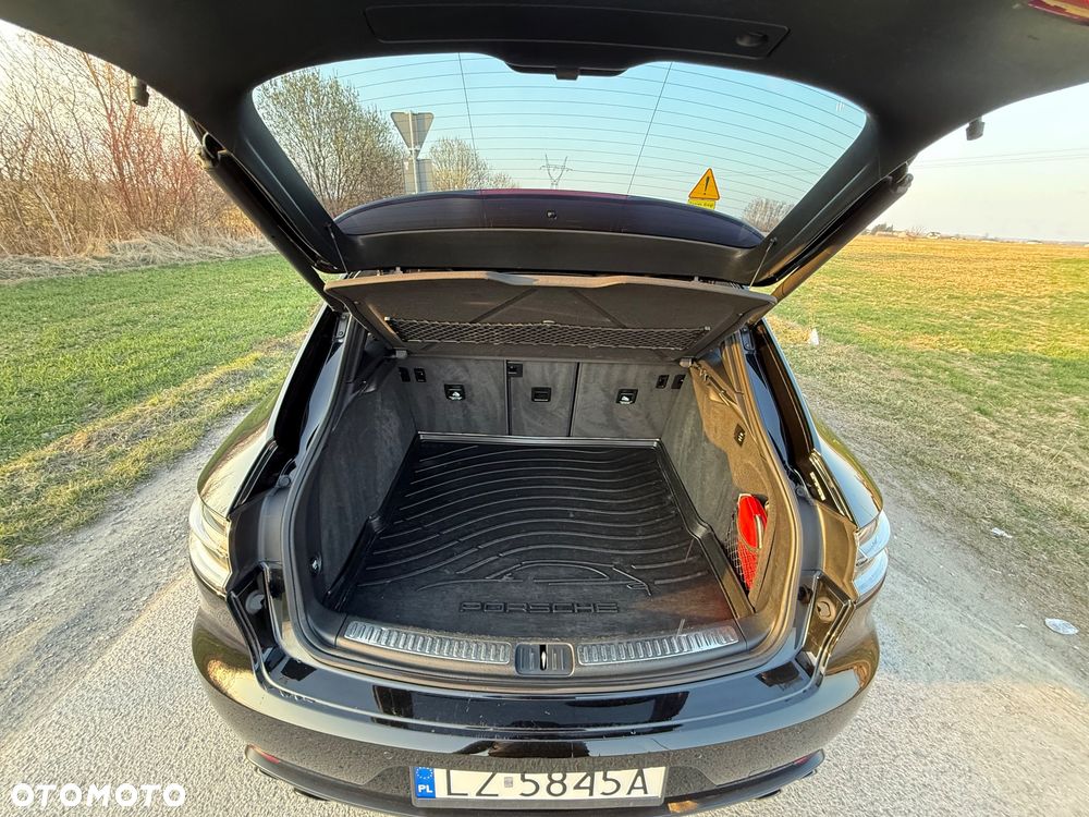 Porsche Macan - 23