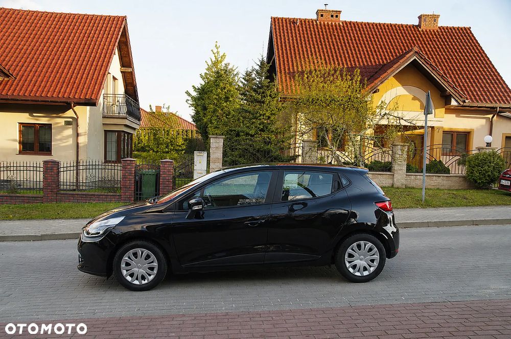 Renault Clio 1.2 16V 75 Experience - 4