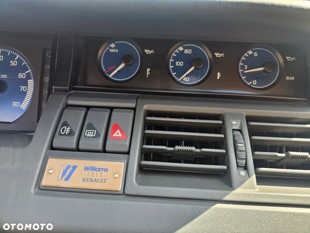 Renault Clio 2.0i Williams - 16