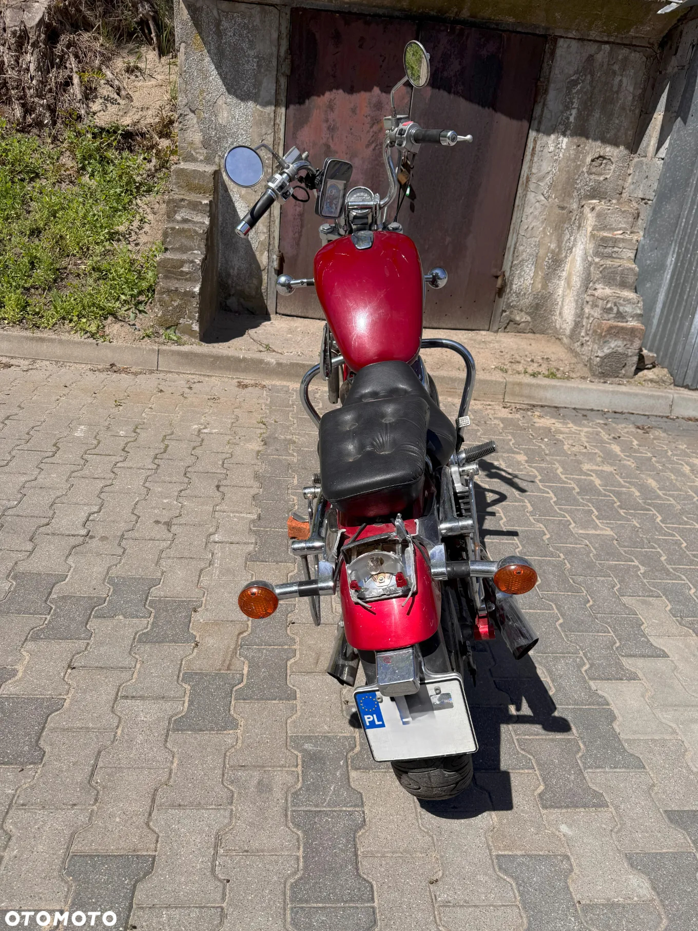 Suzuki Intruder - 3