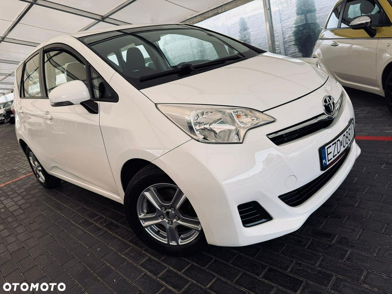 Toyota Verso S - 3