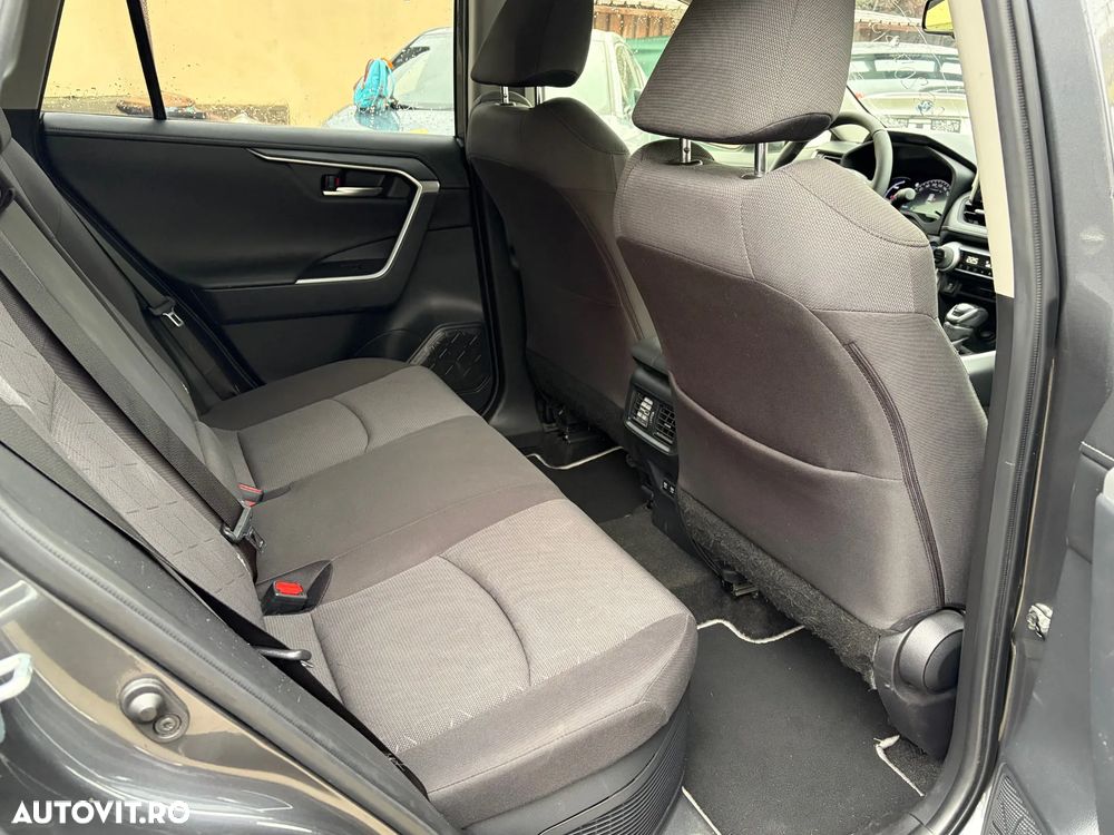 Toyota RAV4 - 21
