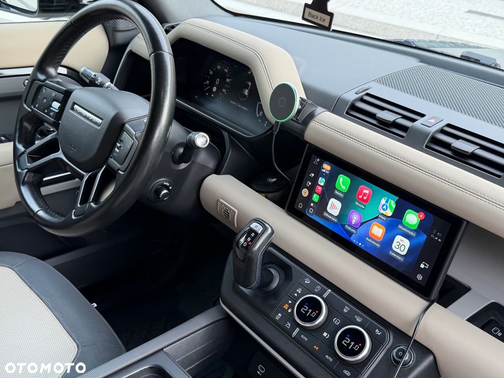 Land Rover Defender 3.0 D300 mHEV X-Dynamic SE - 8
