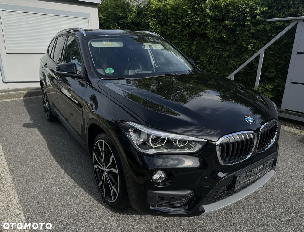 BMW X1 xDrive18d Advantage - 1