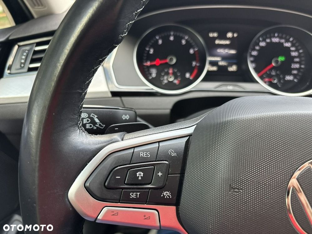 Volkswagen Passat 1.5 TSI EVO Business DSG - 27