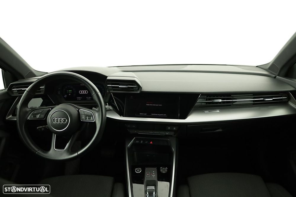 Audi A3 Sportback 45 TFSIe S line - 9