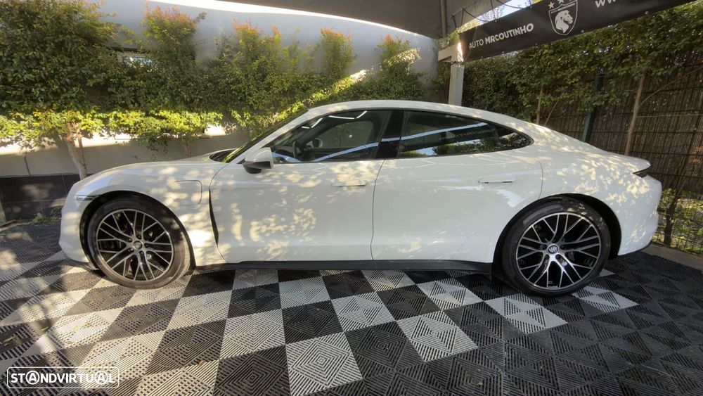 Porsche Taycan 4 - 4