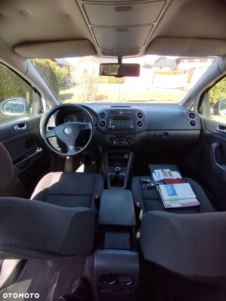 Volkswagen Golf Plus - 10