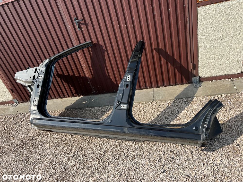 ĆWIARTKA PODŁUŻNICA LEWA PRAWA PRÓG SŁUPEK BŁOTNIK BOK LEWY PRAWY NISSAN QASHQAI J10 LIFT +2 2011 ROK  BEZ KOROZJI