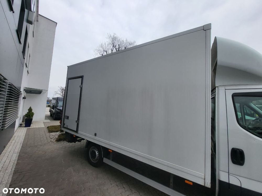 Iveco 35S18 Kontener 9 palet + Winda 750Kg - 7