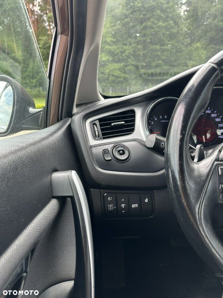 Kia Ceed - 20