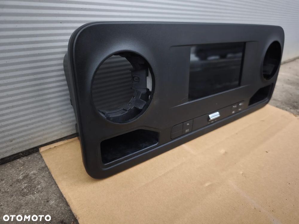 Wyświetlacz ekran radio A9079001703 Mercedes-Benz Sprinter w907 2018- - 2