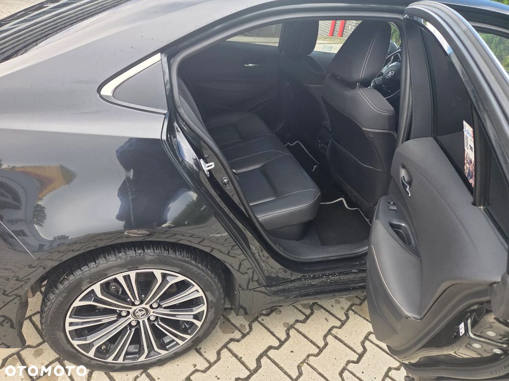 Toyota Corolla 2.0 Hybrid Executive - 10