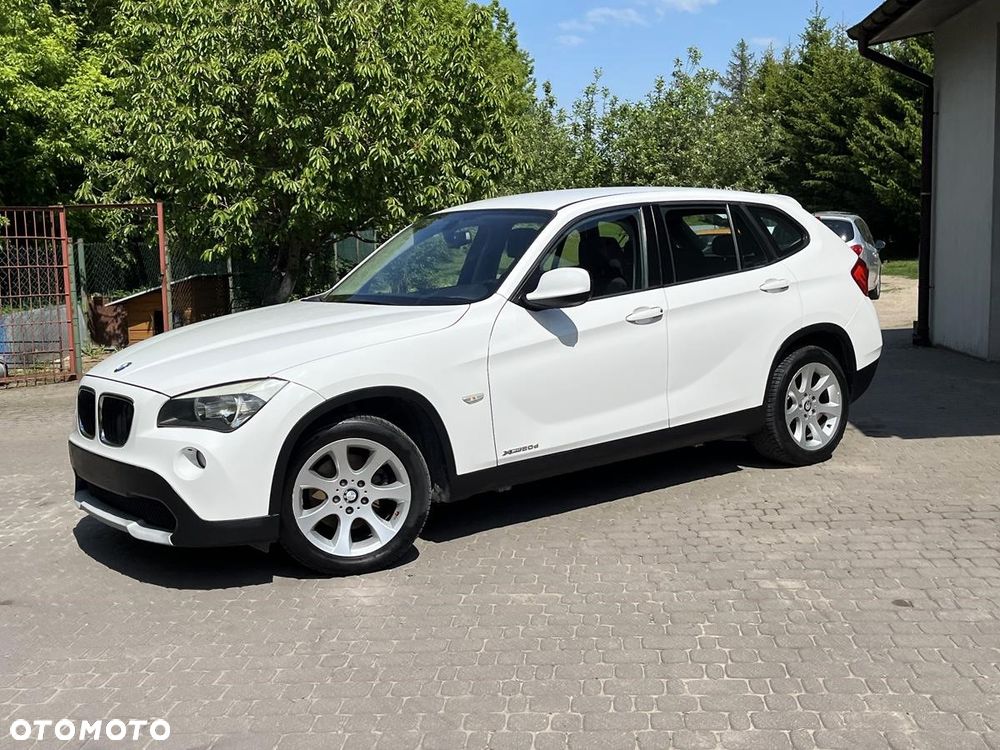 BMW X1 xDrive20d - 1